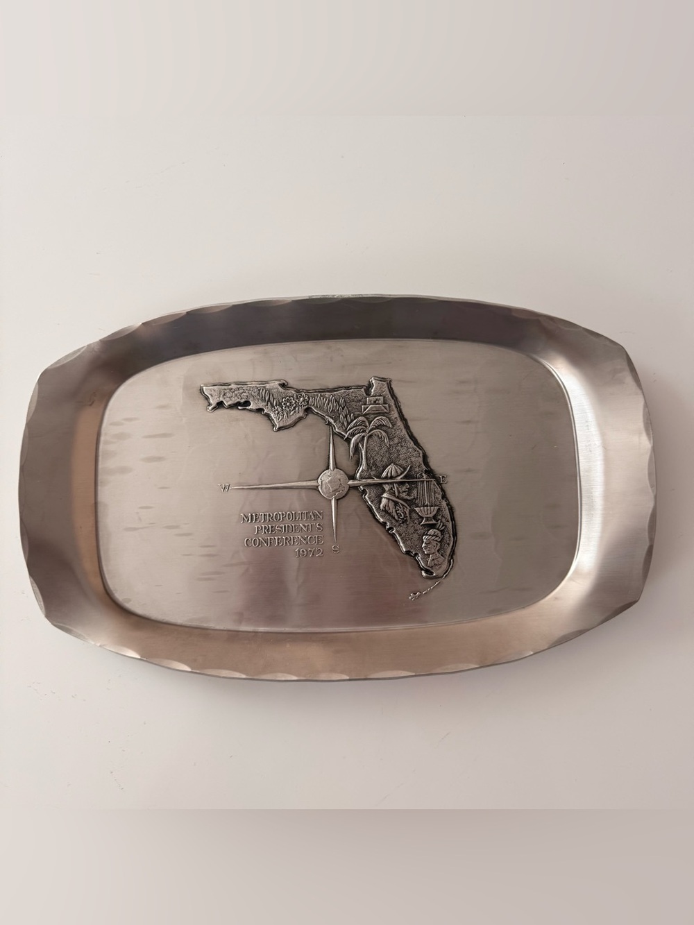 Vintage Metal Plate Metropolitan President's Conference 1972